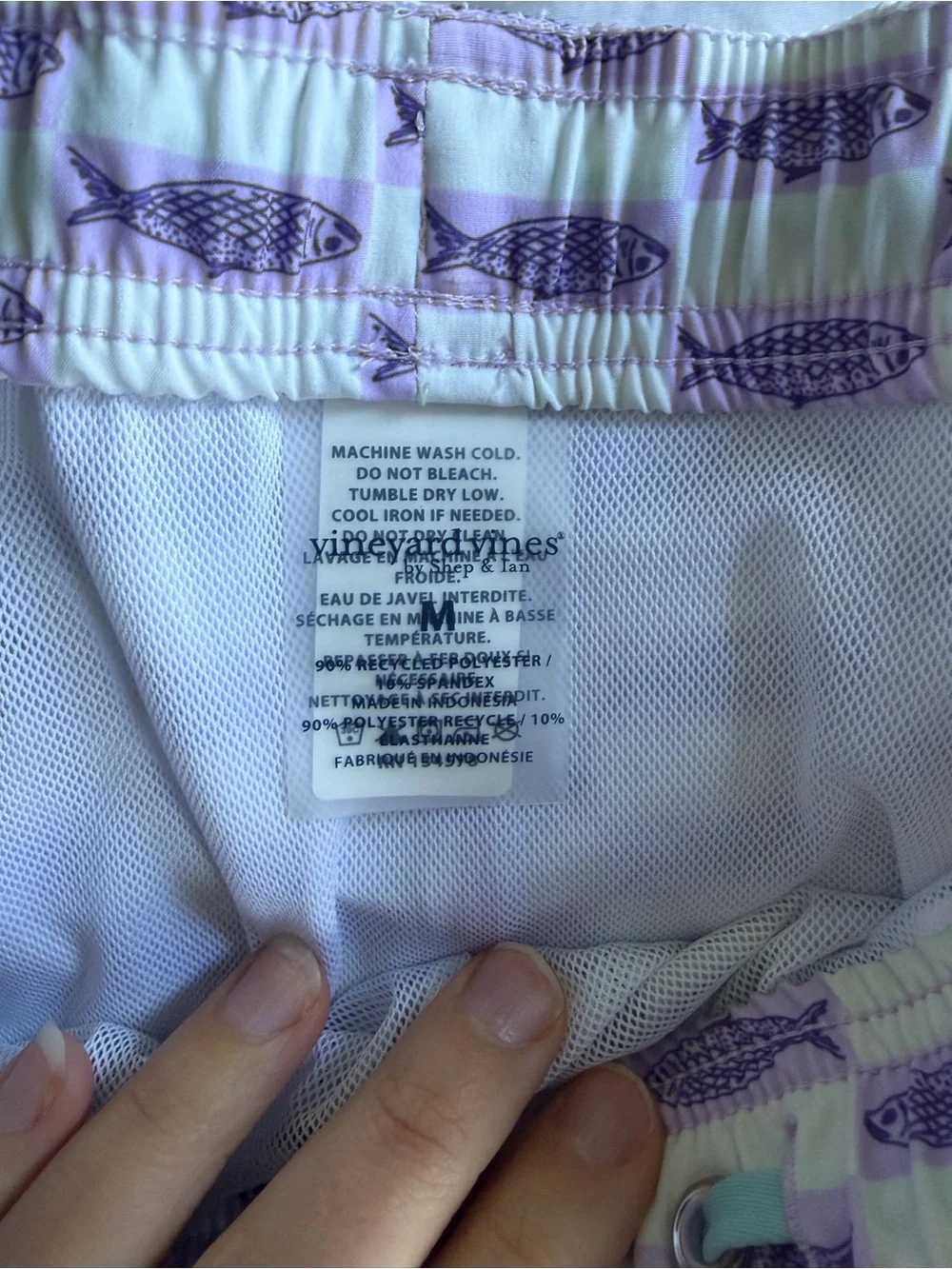 Never Worn Vineyard Vines Men’s M Fish-Print Swim Trunks